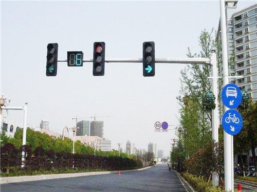 交通信号灯(图1)